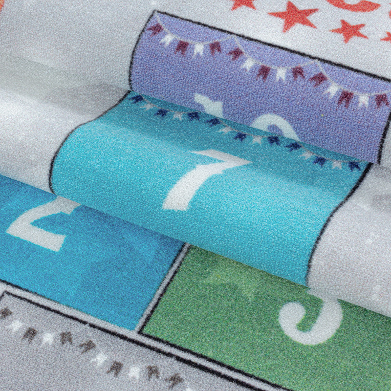 Play – Kindervloerkleed – Hinkelen Circus – Laagpolig – Anti-Allergisch & Anti-Slip