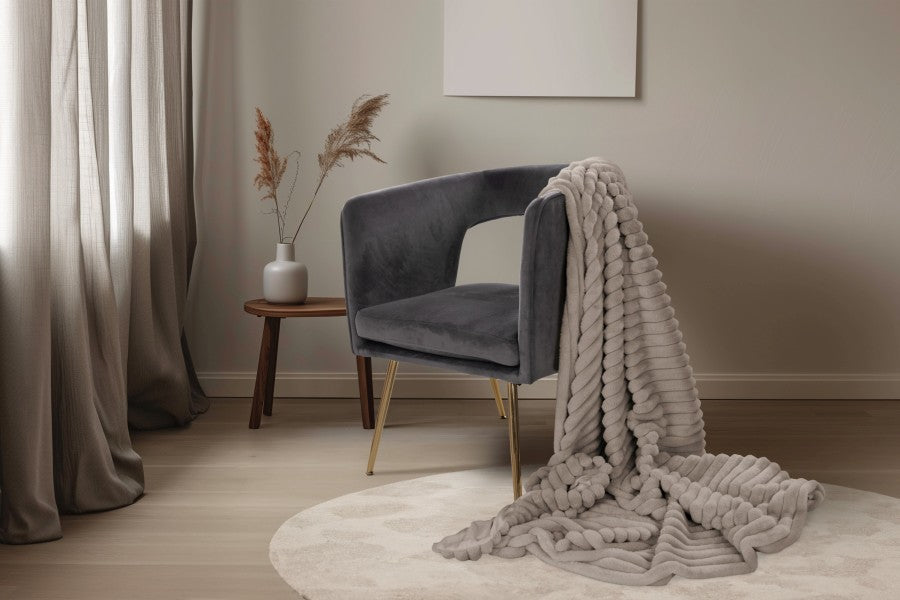 Plush deken – Taupe met zachte ribbelstructuur