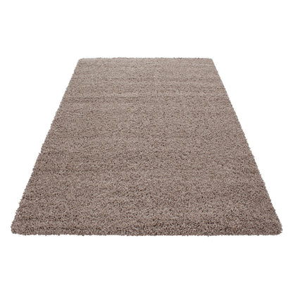 Mila Vloerkleed – Beige – Hoogpolig & Effen