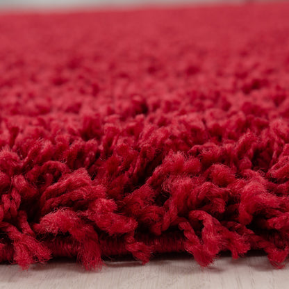 Mila Vloerkleed – Rood – Hoogpolig & Effen