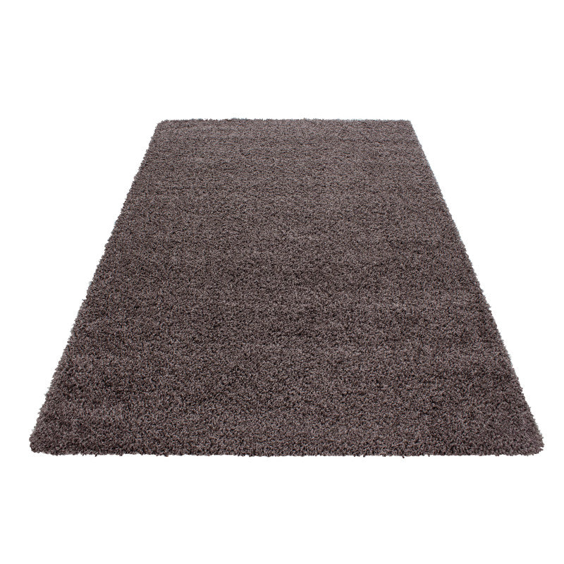 Mila Vloerkleed – Taupe – Hoogpolig & Effen