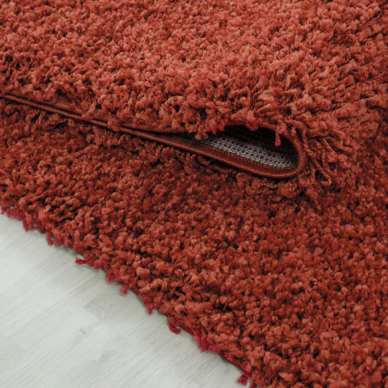 Mila Vloerkleed – Terra/Oranje – Hoogpolig & Effen