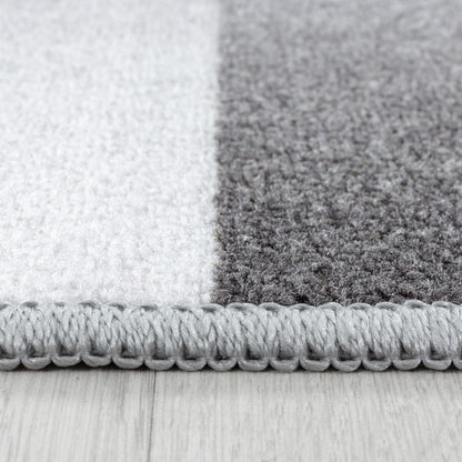 Play – Kindervloerkleed – Voetbal Grijs – Laagpolig – Anti-Allergisch & Anti-Slip