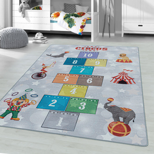 Play – Kindervloerkleed – Hinkelen Circus – Laagpolig – Anti-Allergisch & Anti-Slip
