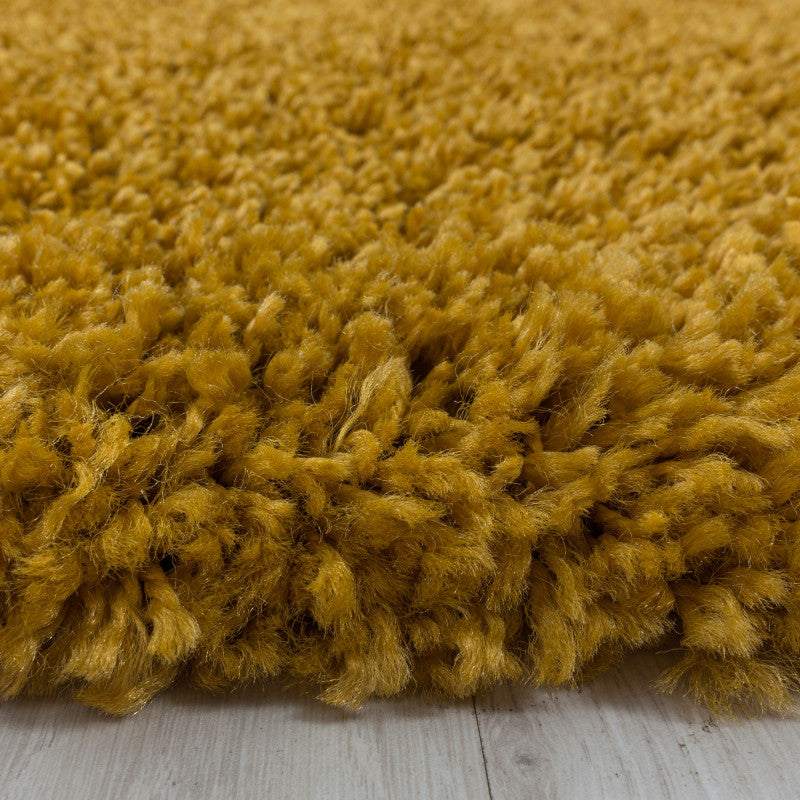 Sydney – Hoogpolig Vloerkleed – Goud – Effen Design
