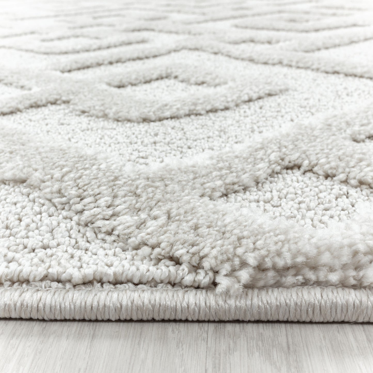 Pisa Vloerkleed – Creme – Geometrisch Doorkijkpatroon – Laagpolig & Modern