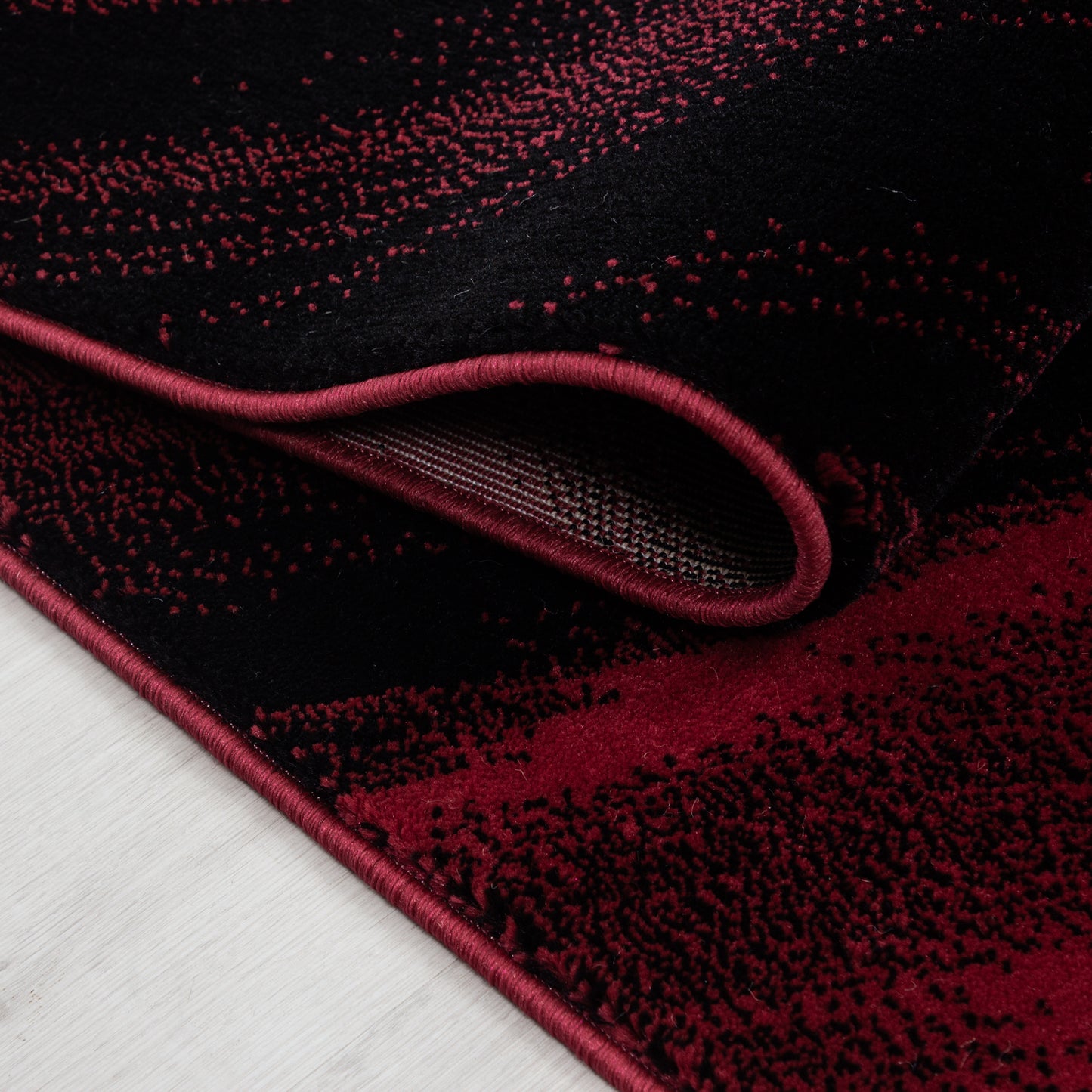 Miami Vloerkleed – Rood – Laagpolig met Golvend Design