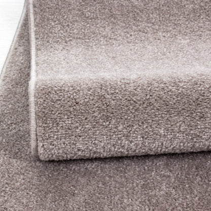 Ata Vloerkleed – Beige – Laagpolig met Vilt Onderkant