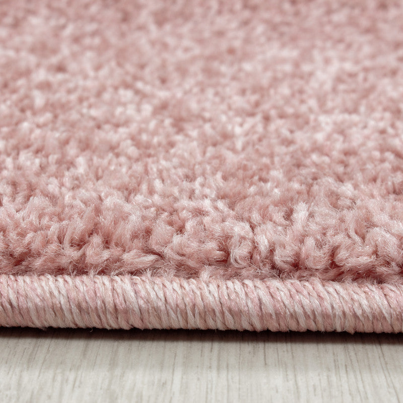 Ata Vloerkleed – Roze – Laagpolig met Vilt Onderkant