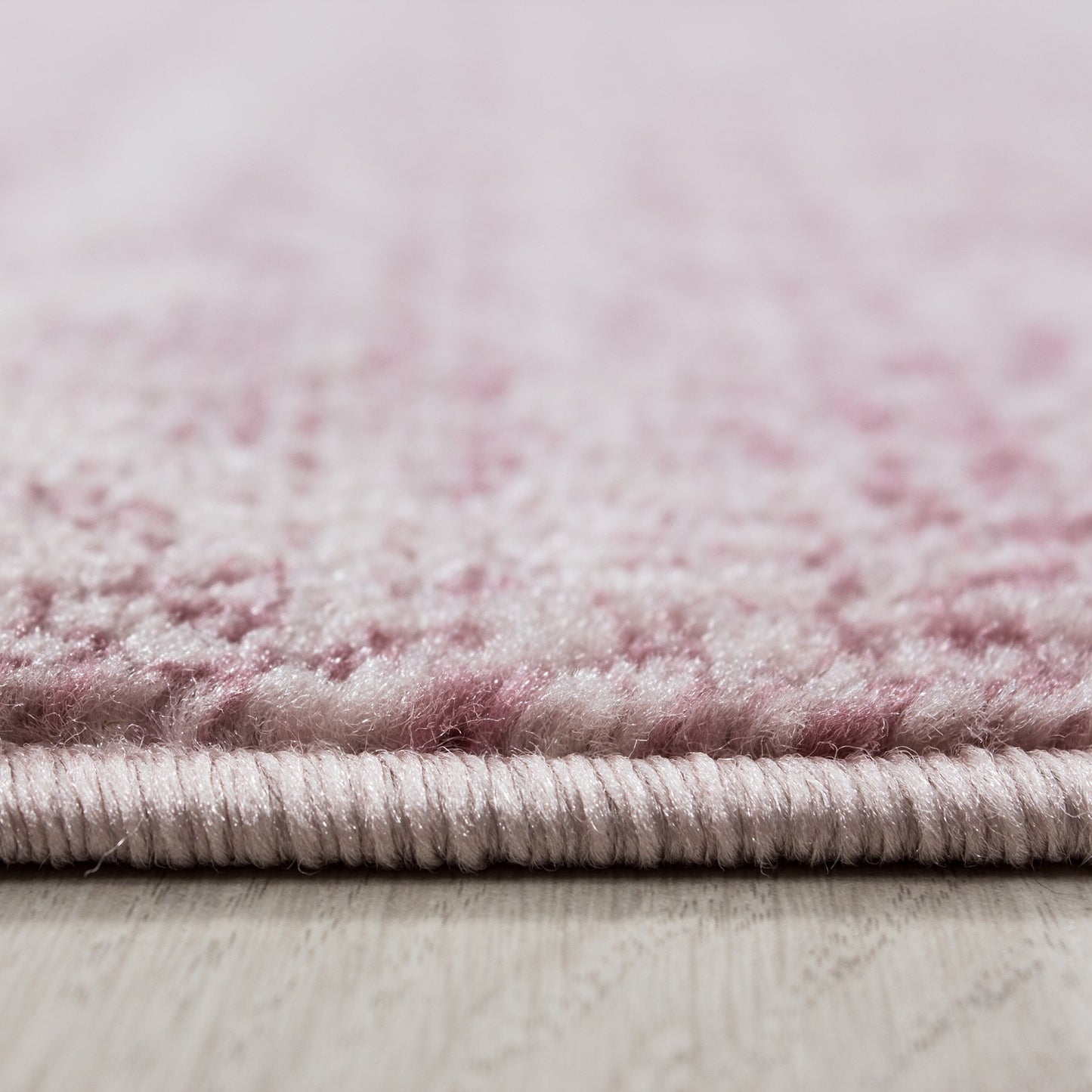 Plus Vloerkleed – Roze – Laagpolig & Gemêleerd Uni Design