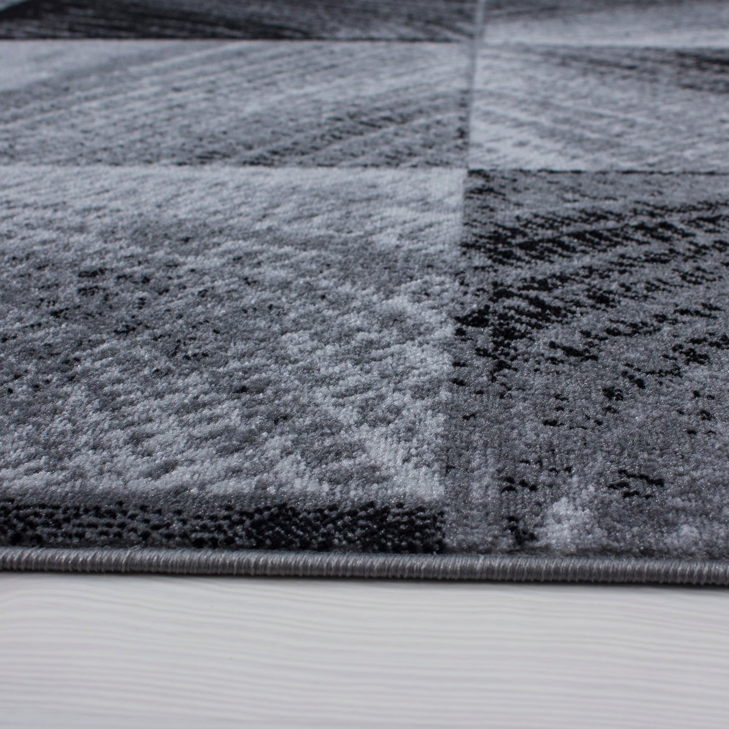 Plus Vloerkleed – Grijs – Patchwork Design – Laagpolig