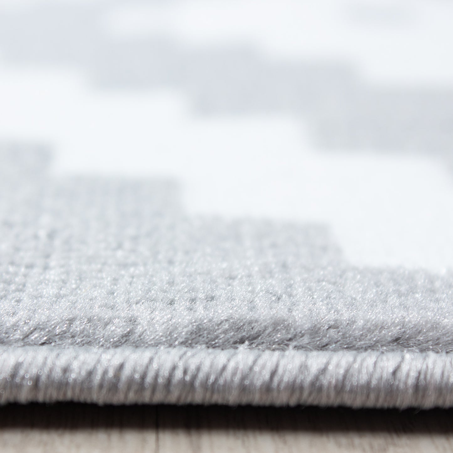 Plus Vloerkleed – Grijs – Ruitmotief – Laagpolig & Modern