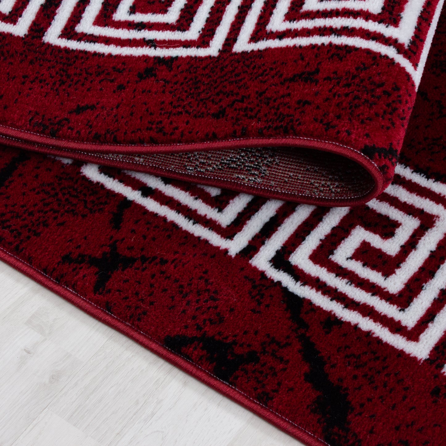 Plus Vloerkleed – Rood – Klassiek Medaillon – Laagpolig & Decoratief