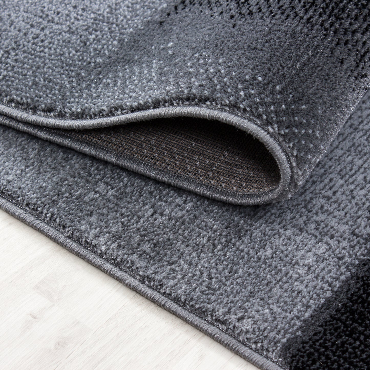 Parma Vloerkleed – Zwarte Steenlook – Laagpolig & Modern Design