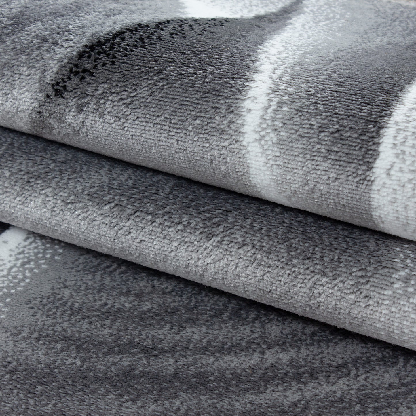 Parma Vloerkleed – Zwarte Curve – Laagpolig & Modern Design