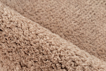 Hoogpolig vloerkleed Dream – Champagne, verfijnd met zachte glans