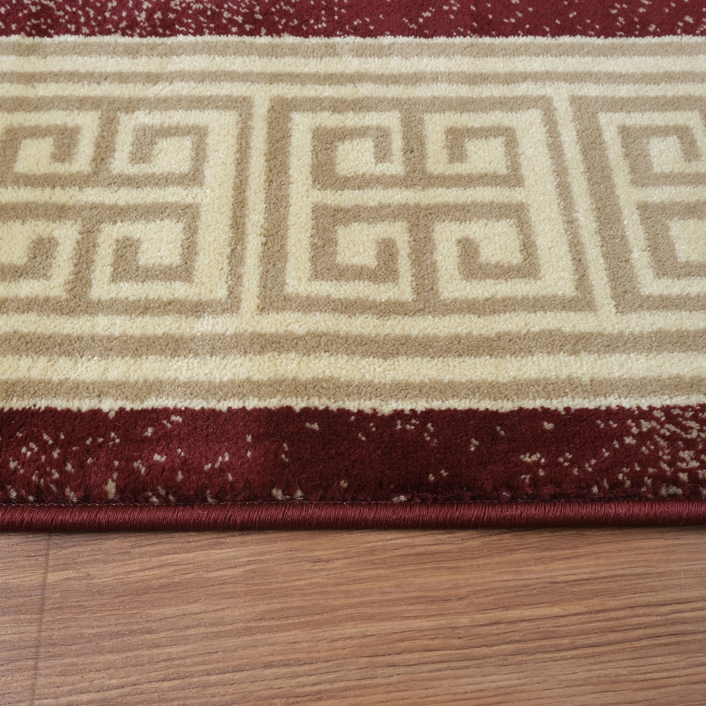Blanca Vloerkleed – Laagpolig vloerkleed met Griekse rand – Rood/Beige