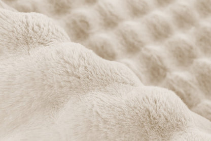 Hoogpolig vloerkleed Harmony – Ivory met zachte ribbelstructuur