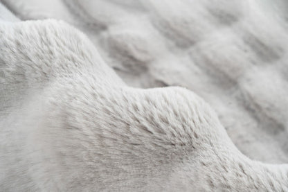 Hoogpolig vloerkleed Harmony – Zilvergrijs met zachte ribbelstructuur