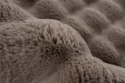 Hoogpolig vloerkleed Harmony – Taupe met zachte ribbelstructuur