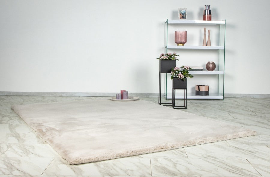 Heaven Fluffy Vloerkleed – Licht Taupe – Zacht & Effen