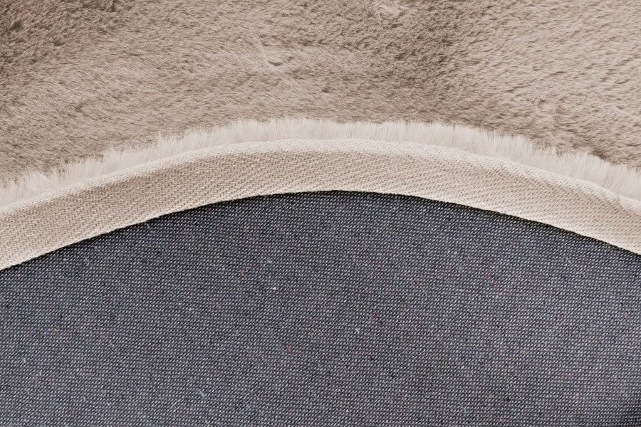 Heaven Fluffy Vloerkleed – Licht Taupe – Zacht & Effen