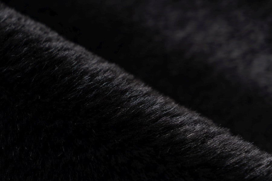 Heaven badmat – Zwart met zachte touch en elegante uitstraling
