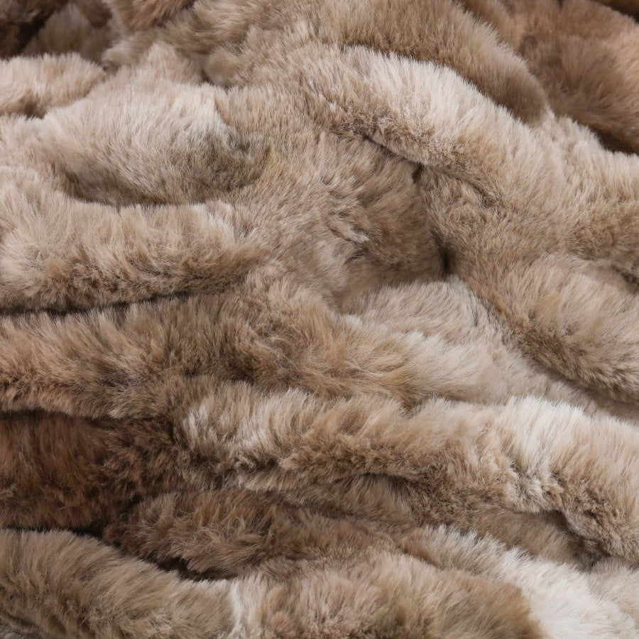 Luxury deken – Bruin met volle, fluffy structuur en heerlijk zacht