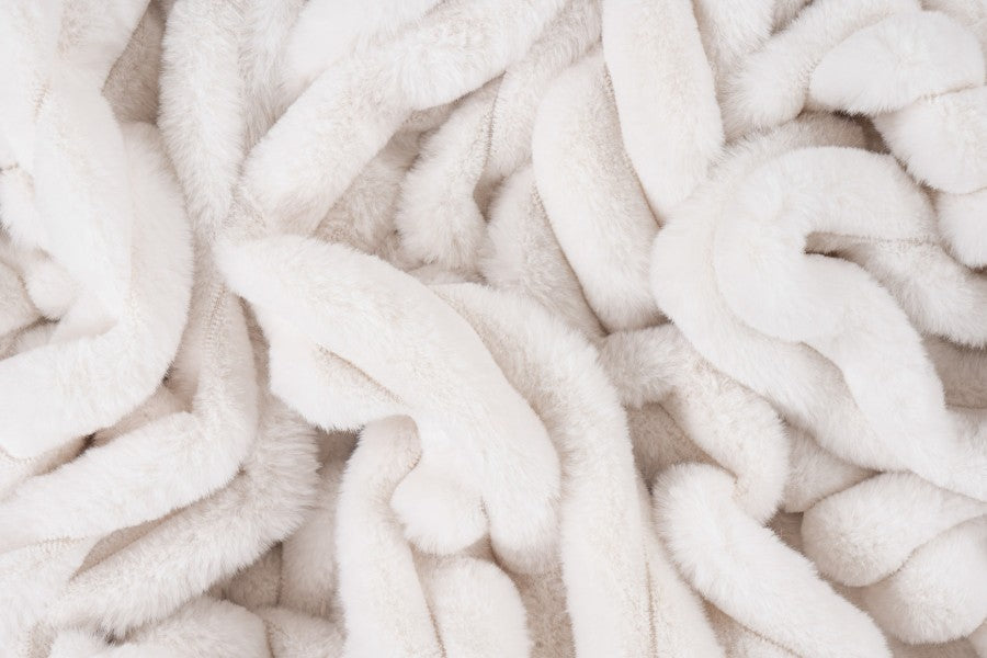 Plush deken – Ivory met zachte ribbelstructuur