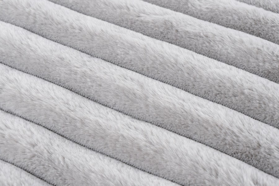 Plush deken – Zilvergrijs met zachte ribbelstructuur