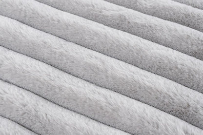 Plush deken – Zilvergrijs met zachte ribbelstructuur