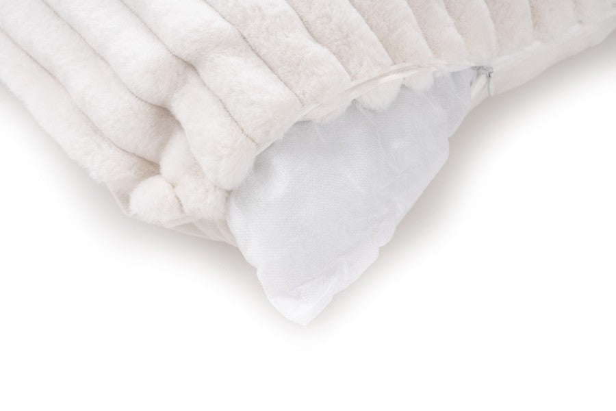 Plush kussen – Ivory met zachte ribbelstructuur
