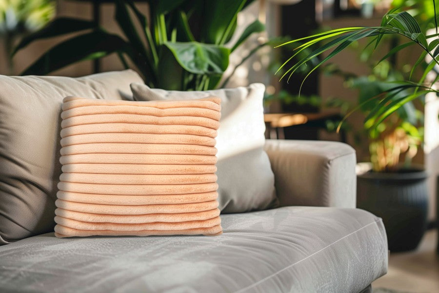 Plush kussen – Perzik met zachte ribbelstructuur