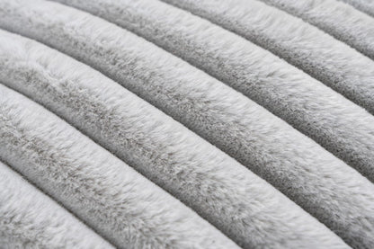 Plush kussen – Zilvergrijs met zachte ribbelstructuur
