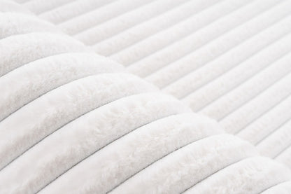 Hoogpolig vloerkleed Plush – ivory met subtiele glans en ribpatroon