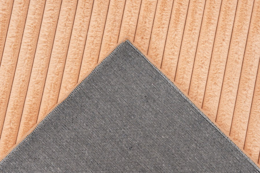 Hoogpolig vloerkleed Plush – peach met warme fluwelen rib
