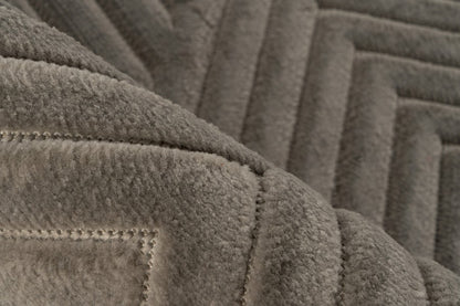 Japandi binnen- en buitenkleed Viva – silver met fijn geometrisch lijnenspel