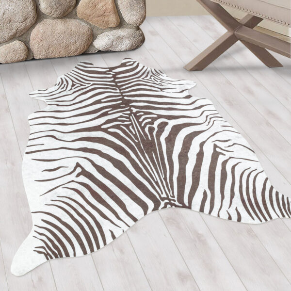 Etosha Vloerkleed – Zebra Bruin/Wit – Wasbaar & Zacht – Dierenhuid Look