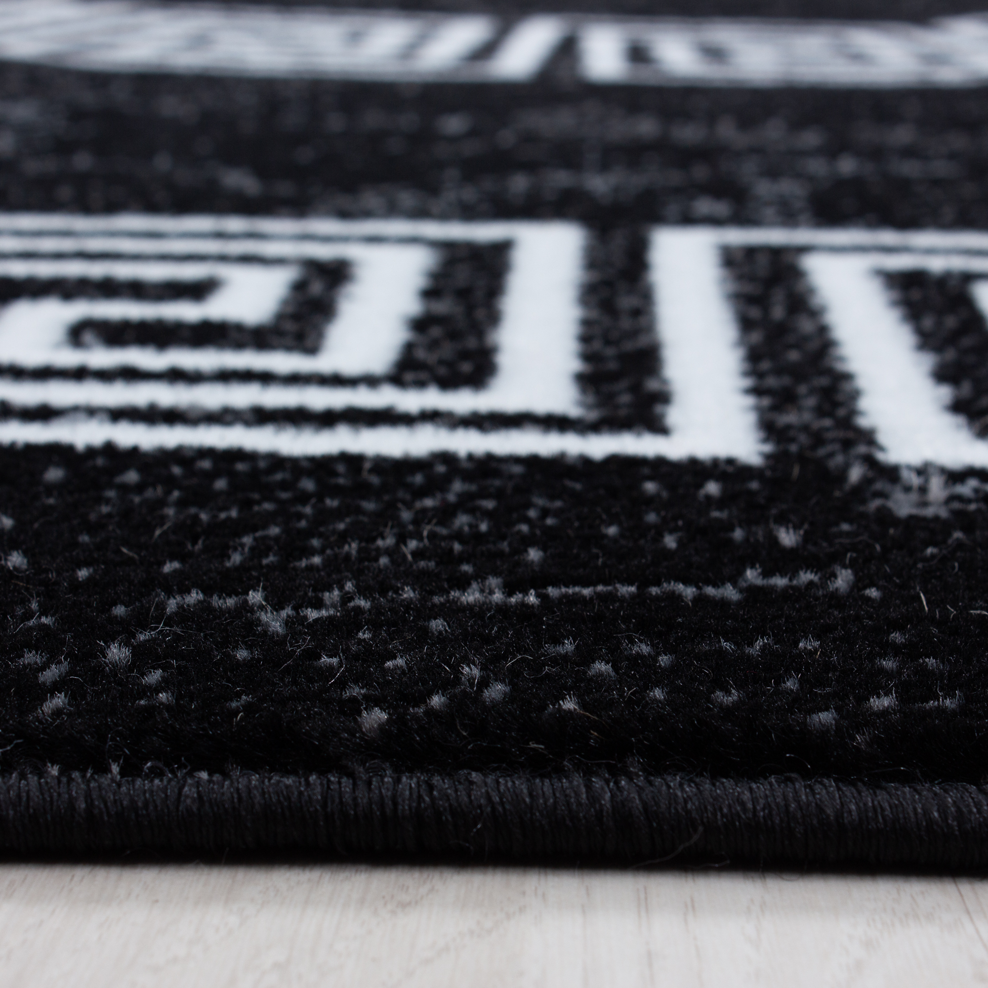8009-Black-5-Rand