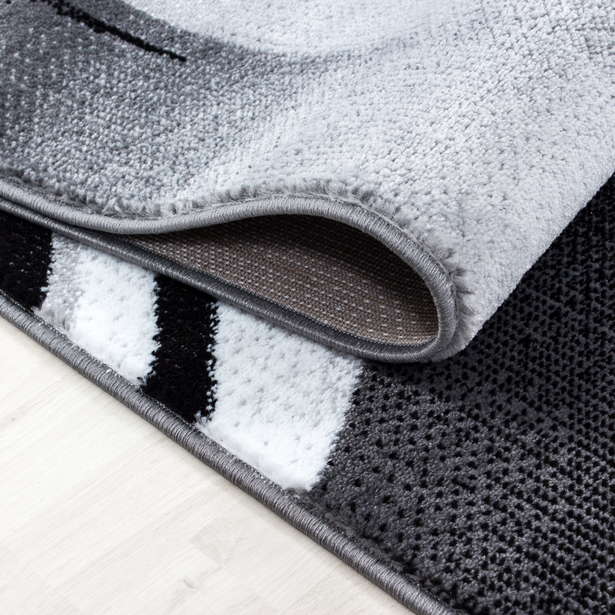 9210-Black-6-Falten