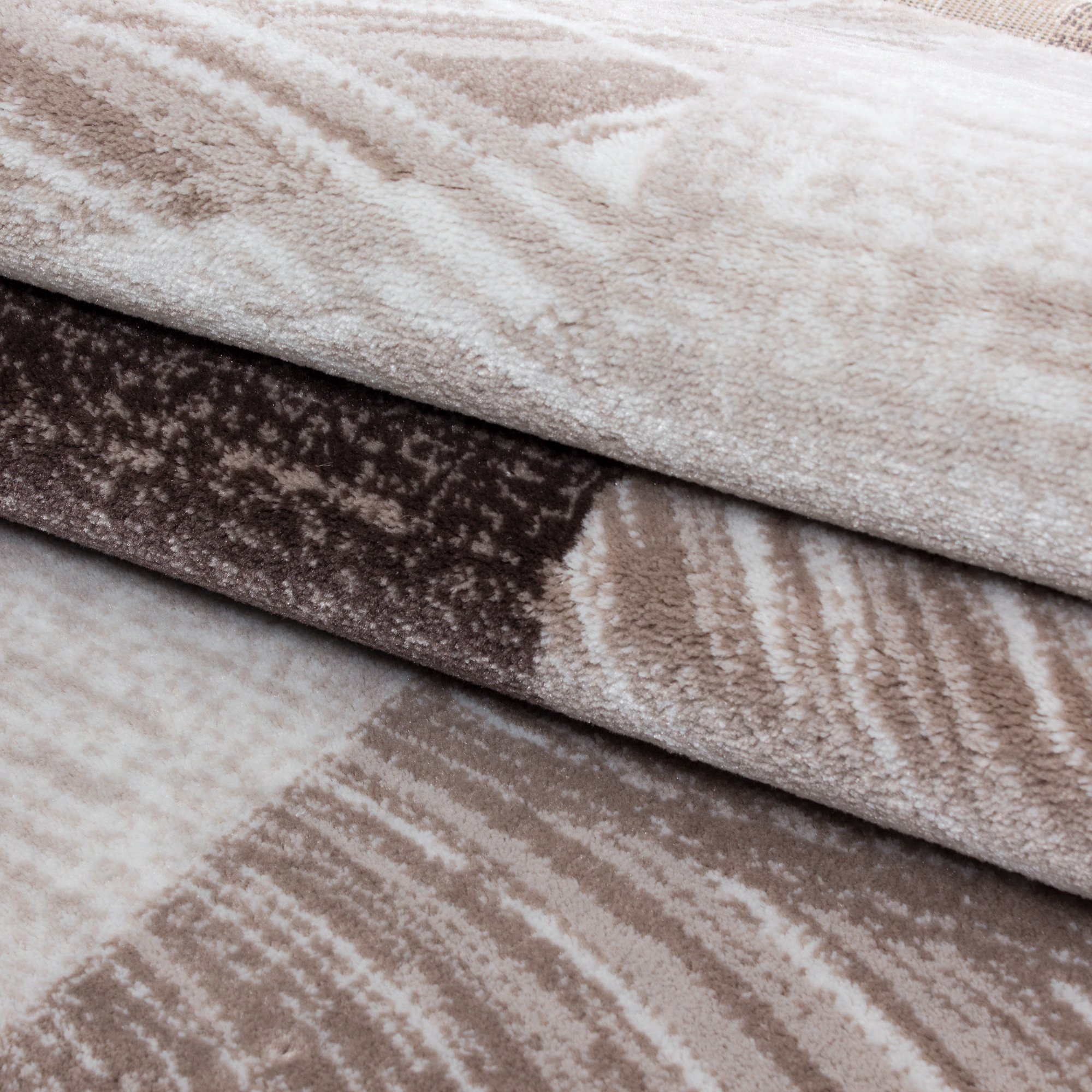 9220-Brown-7-Nahaufnahme