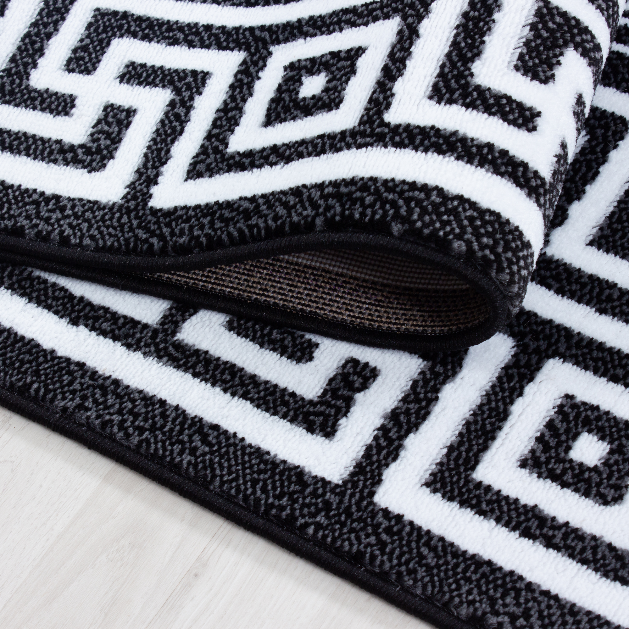 9340-Black-6-Falten