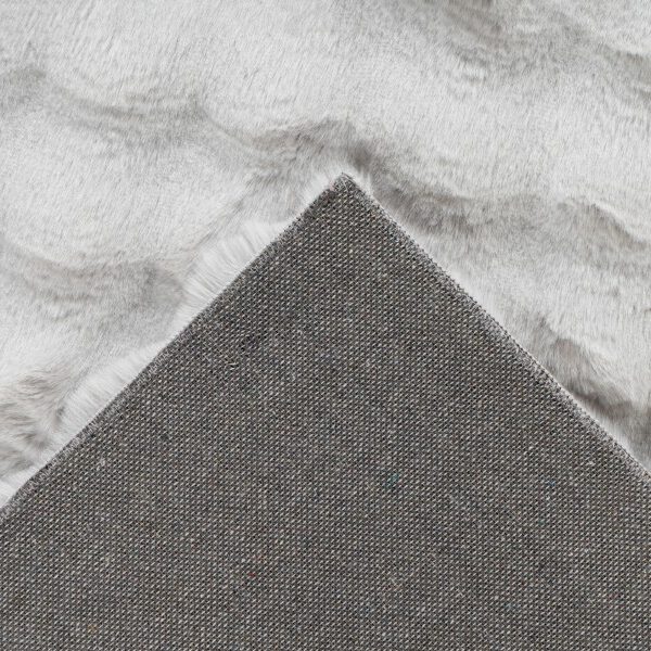 Hoogpolig vloerkleed Harmony – Zilvergrijs met zachte ribbelstructuur