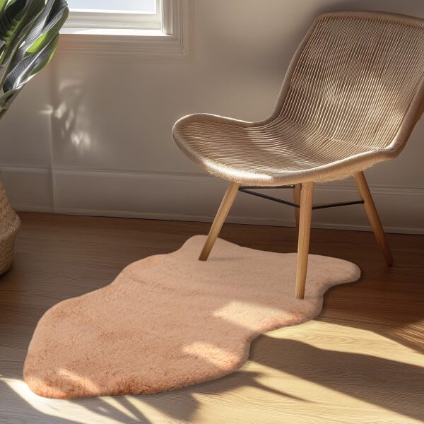 Heaven Shape vloerkleed – Perzik – hoogpolig en fluweelzacht met speelse vachtvorm